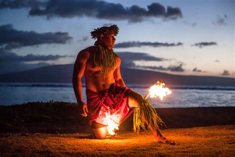 6 Best Luaus On The Big Island For An Authentic Experience