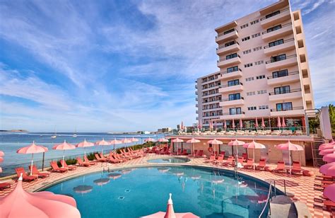 Invisa Hotel Es Pla Adults Only 𝗕𝗢𝗢𝗞 Ibiza Hotel 𝘄𝗶𝘁𝗵 ₹𝟬 𝗣𝗔𝗬𝗠𝗘𝗡𝗧