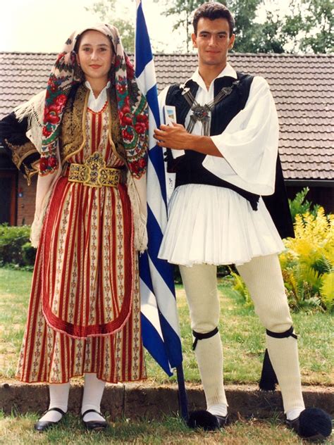 Costume Ethnique Costumes Around The World Folk Clothing Greek