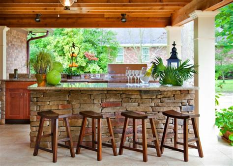 It's a quiet space, private and so if you don't need the space for anything else such as a home office or a storage room, a bar is a. 10 Outdoor Home Bars for a Boozy Summer