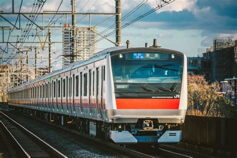Japans Gleaming Rail Giant Jr East Endures On White Glove Service Newh