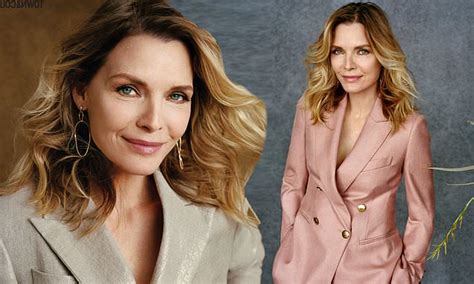 Michelle Pfeiffer 62 Wows On Age Defying Town And Country Cover Daily