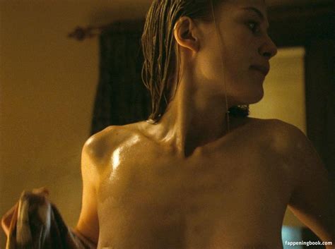 Rosamund Pike Nude The Fappening Photo Fappeningbook