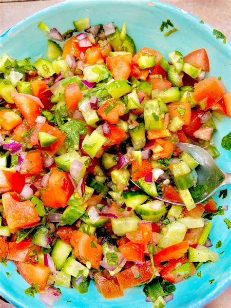 Easy Israeli Salad Recipe Jerusalem Salad Yum Vegan Blog