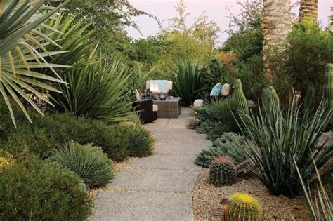 17 Best Desert Landscaping Ideas Gardendesignmy In 2020 Desert
