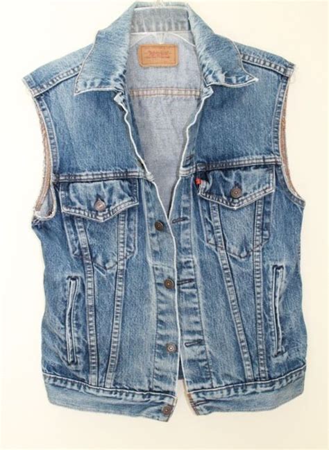 Cant Go Wrong With A Vintage Jean Vest Clothes Denim Vest Denim