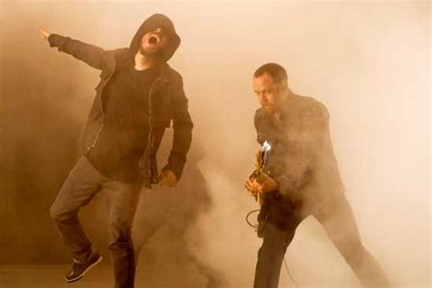 Linkin Park S The Catalyst Music Video Fully Debuted