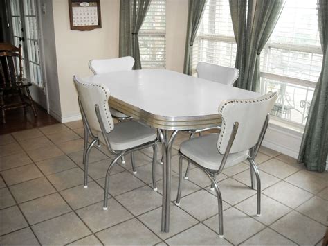 9 what should a kitchen table set consist of? Vintage Retro 1950's White Kitchen or Dining Room Table ...