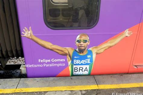 Paralympic Spirit Comes To Rio Public Transit Photodesk Infobae
