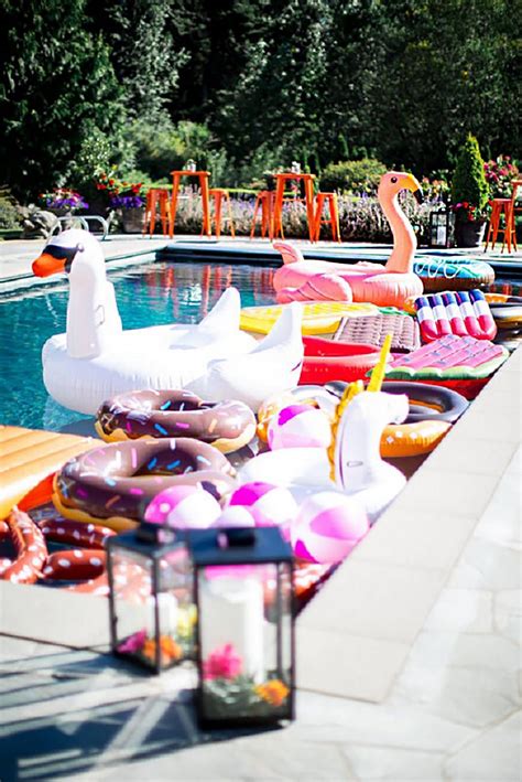 17 Unique Summer Party Ideas For The First Time Hostess Summer Pool Party Favorite Things