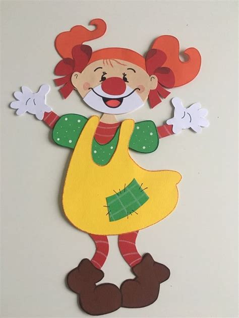 Wir basteln fur karneval clown fensterbilder redroselove mein lifestyleblog bastelvorlagen zum ausdrucken bastelvorlagen fensterbilder zum ausdruckendie vorlagen können als fensterbilder. Fensterbild Tonkarton Clown Mädchen Karneval Fasching ...