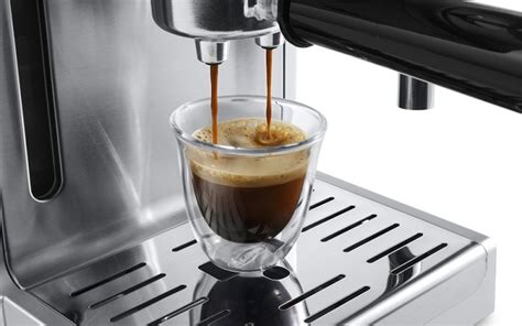 Delonghi esam 4500 rialto starbucks exclusive espresso maker. DeLonghi ESAM3300 Magnifica Super-Automatic Espresso ...
