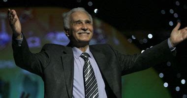 كان الإمام محمد أبو زهرة أحد أفذاذ العلماء في عصره وكان صاحب حضور قوي وكلمة مسموعة ورأي سديد يلاحق الزيف ويسعى لقطع دابره، ينير للمسلمين طريقهم، وظل هكذا حتى نهاية حياته. عبدالرحمن أبو زهرة أول المنضمين لـ"الدنيا مسرح كبير ...