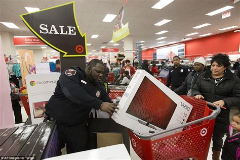 What Stores Are Open Thursday For Black Friday - Brawls and arrests on 'Gray Thursday' overshadow quiet Black Friday