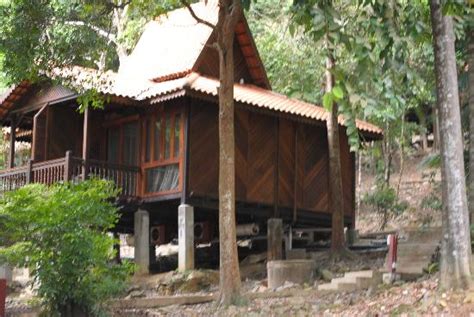 Cenang mall and oriental village are worth checking out if shopping is on the agenda, while those wishing to sheets and towels are washed at 60°c/140°f or hotter. Rainforest chalet - Picture of Berjaya Langkawi Resort ...