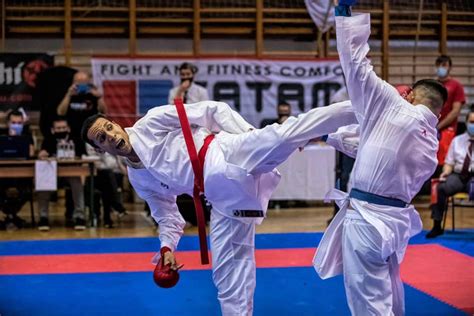 A törökországi kontinensviadalon nagy botond, tadissi martial és molnár dániel is közel álltak az. Bamberg: Turgonyi és Szabó túl a mérlegelésen - Profibox ...