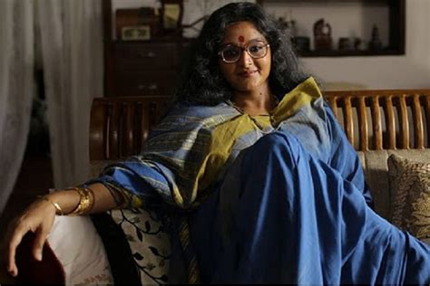 Aami Trailer Manju Warrier As Madhavikutty Strikes The Perfect Note