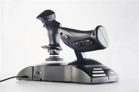 Thrustmaster Presenta El Nuevo Joystick T Flight Hotas One Para Xbox