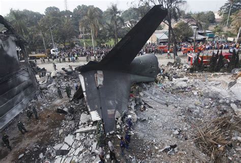 Police 141 Bodies Recovered From Indonesia Plane Crash The Seattle Times