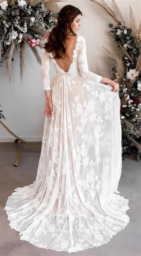 Vintage Wedding Dresses With Bohemian Flair Belle The Magazine