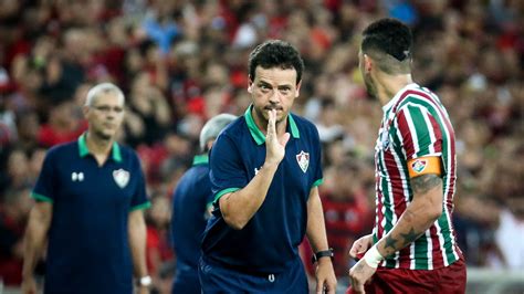 O fluminense vive um momento delicado na temporada. Jogo do Fluminense na Copa do Brasil é adiado pelas fortes ...
