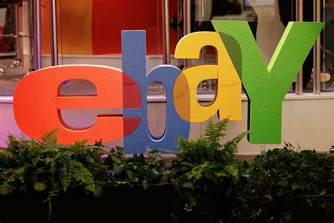 A Guy Sells His Girlfriend On Ebay As A Joke And The Bidding Hits Six Figures