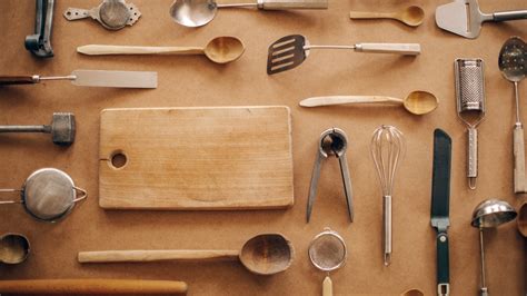 Get Your Kitchen Clutter Under Control With 5 Long Lasting Tips