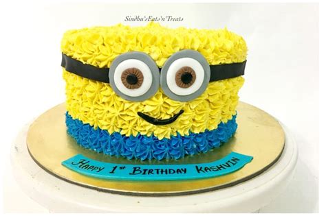 For this cake i used 20cm (7.87 inches) round cake tins and trimmed them down to 16cm (6.3 inches). Minion theme smash cake | Minion birthday cake, Emoji ...