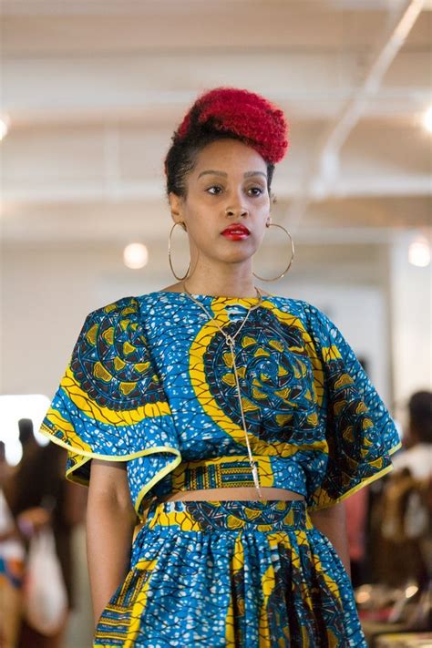 10 Stunning Electric Bulb Ankara Outfits You Cannot Resist On Mondays African Fashion Dresses