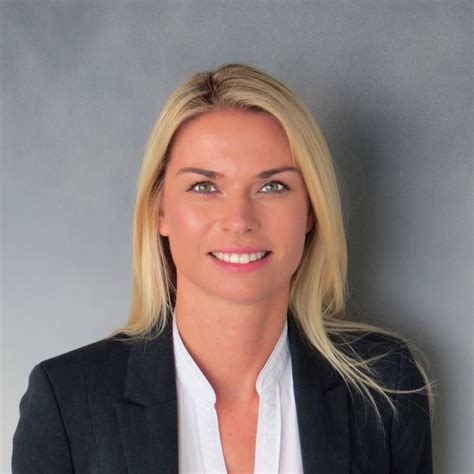 0,00 km) münsterplatz 41, 89073 ulm abheben, aktien, bank, bargeld, devisen, finanzen, geld wechseln, geldautomat. Sabrina Bollig - Abteilungsleitung HR Personalmarketing ...