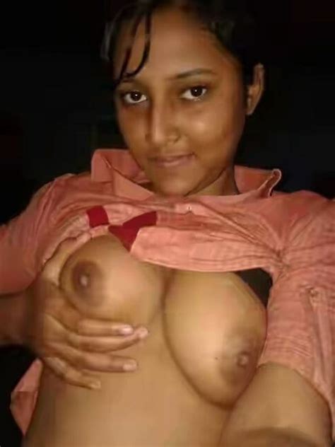 Indian Village Girl Showing Her Boobs Pics Xhamster