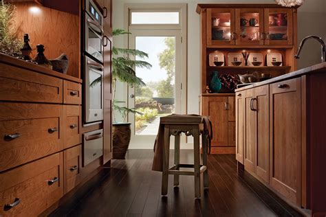 Top Five Most Popular Kitchen Cabinet Stain Colors In 2022 Kraftmaid