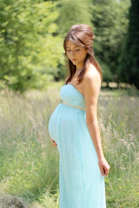 717 Best Pregnant Big Belly Women Images On Pinterest Maternity Gowns Maternity Photography