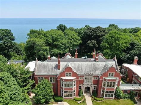 1914 Mansion In Milwaukee Wisconsin — Captivating Houses Mansions