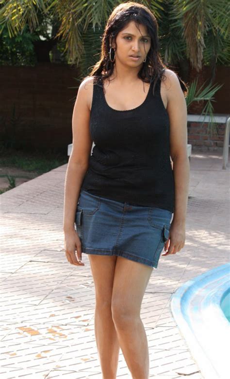 Unseen Tamil Actress Images Pics Hot Bhuvaneswari Huge Wet Boobs Sexy