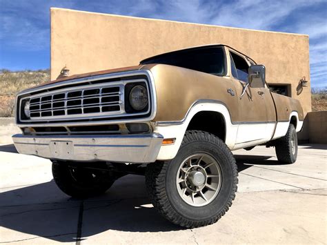 1972 Dodge Power Wagon