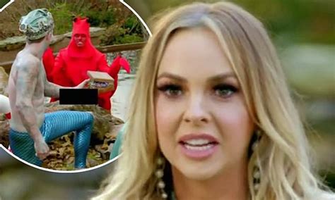 The Bachelorettes Timm Hanly Is Left Red Faced As He Flashes Junk On