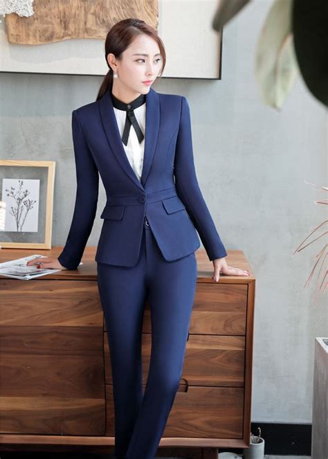 Secretary Look Professional Outfits Women Business Outfits Women Corporate Attire