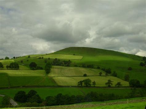 Free Download England Countryside 1600x1200 For Your Desktop Mobile