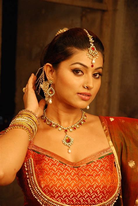 South Indian Film Actress Sneha Hot Photos And Wallpa