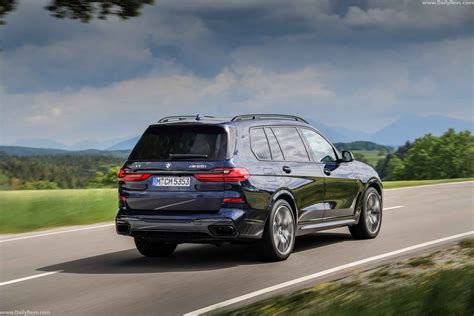 The alpina xb7 has a specially tuned version. 2020 BMW X7 M50i - Dailyrevs