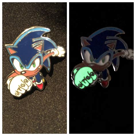 My Glow In The Dark Sonic The Hedgehog Sts9 Lapel Pin Only 350 Made Rsonicthehedgehog