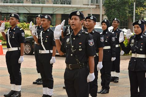 Apakah Kuasa Polis Bantuan Di Malaysia Asklegalmy