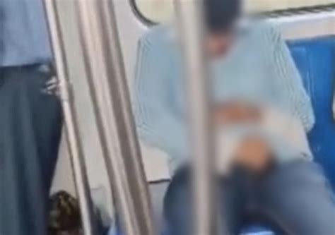 Man Seen Masturbating Inside Delhi Metro In Viral Video Dcw Chief Issues Notice