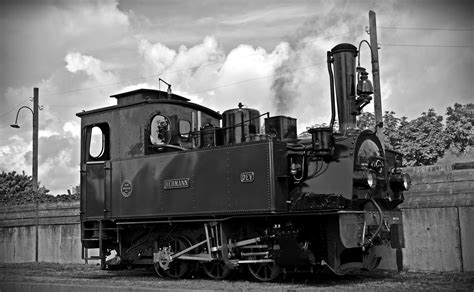 Steam Locomotive · Free Stock Photo