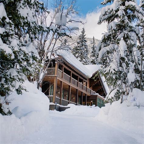 Emerald Lake Lodge Wedding Venue British Columbia