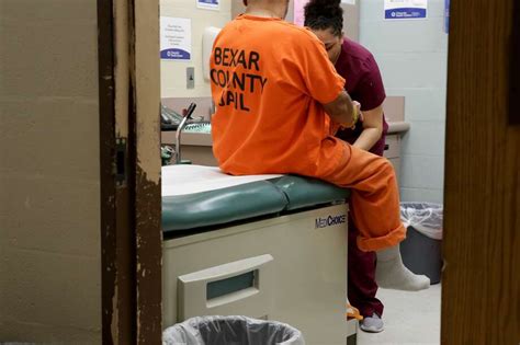 Express News Photos Show The Inside Of Bexar County Jail San Antonio