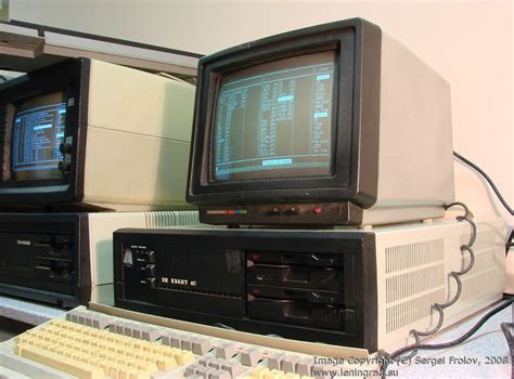 老照片 苏联出产的电子计算机 都是老古董了财经头条