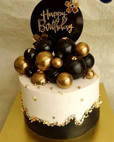 Black And Gold Birthday Cake Golden Birthday Cakes Black And Gold Cake White Birthday Cakes
