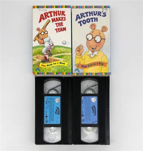 Lot Of 2 Vhs Tapes Arthurs Tooth And Arthur Makes The Team Pbs Kids Ebay